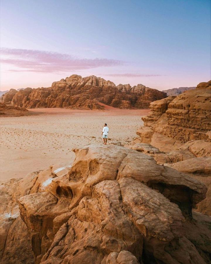 Hotel Golden Day Wadi Rum Esterno foto