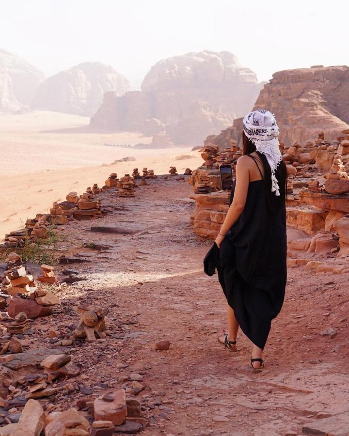 Hotel Golden Day Wadi Rum Esterno foto