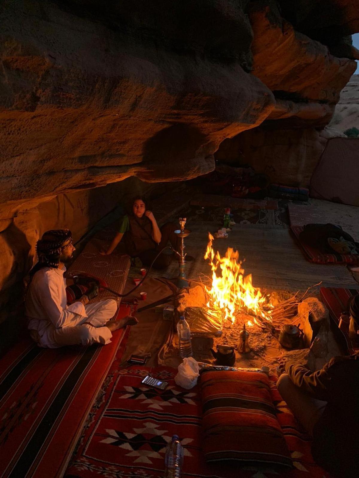 Hotel Golden Day Wadi Rum Esterno foto