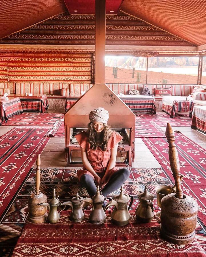 Hotel Golden Day Wadi Rum Esterno foto
